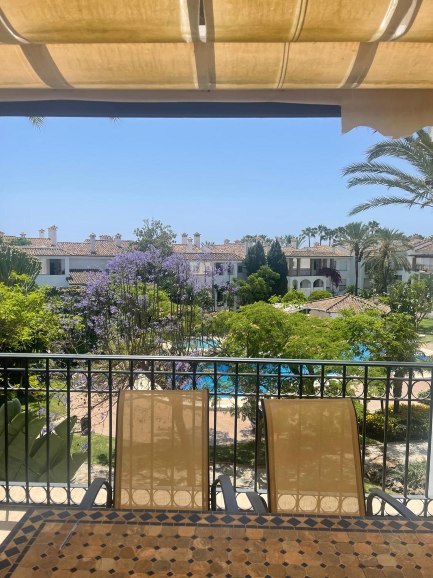 Beachfront Escape Resort Estepona Luaran gambar