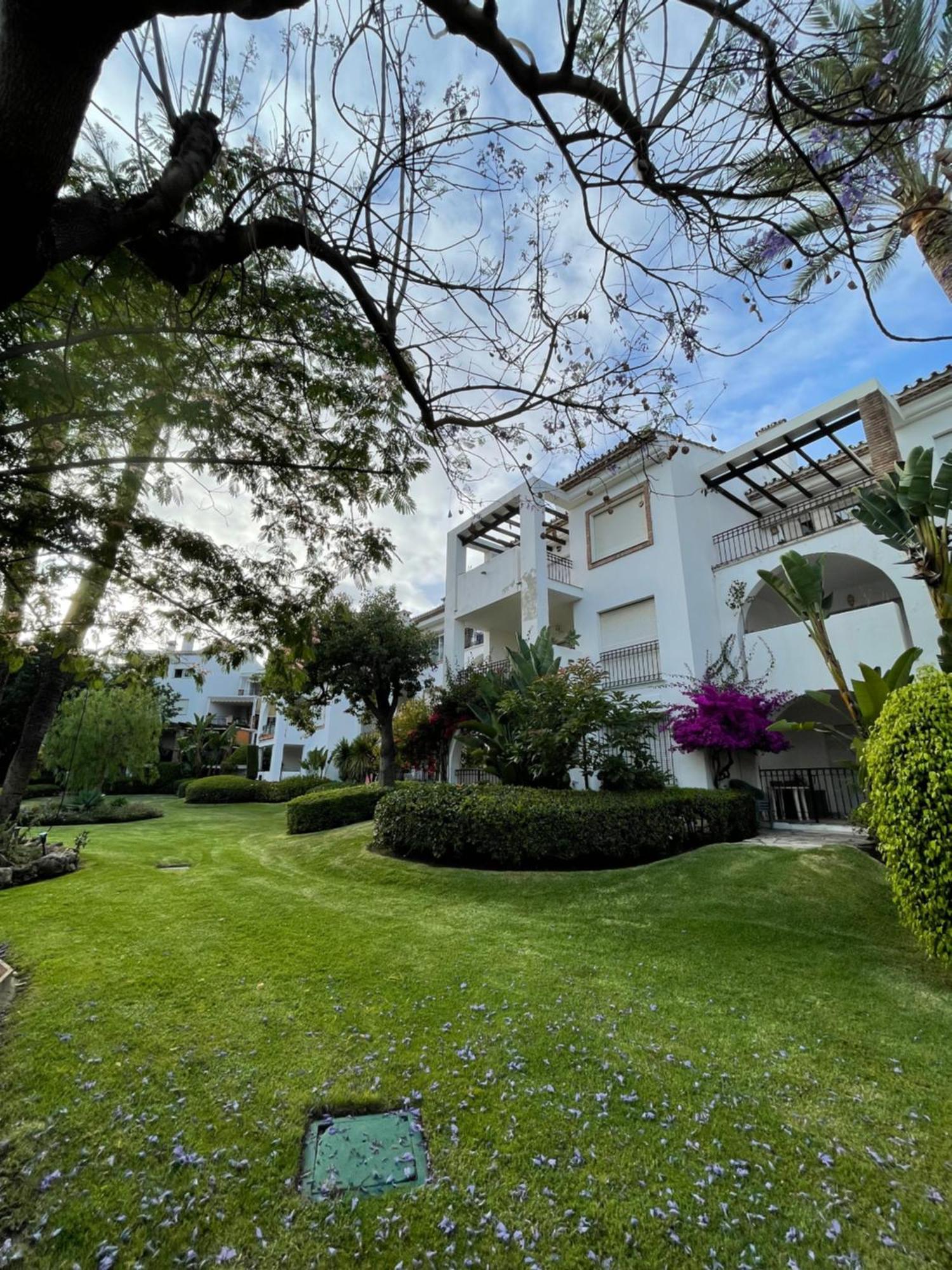 Beachfront Escape Resort Estepona Luaran gambar